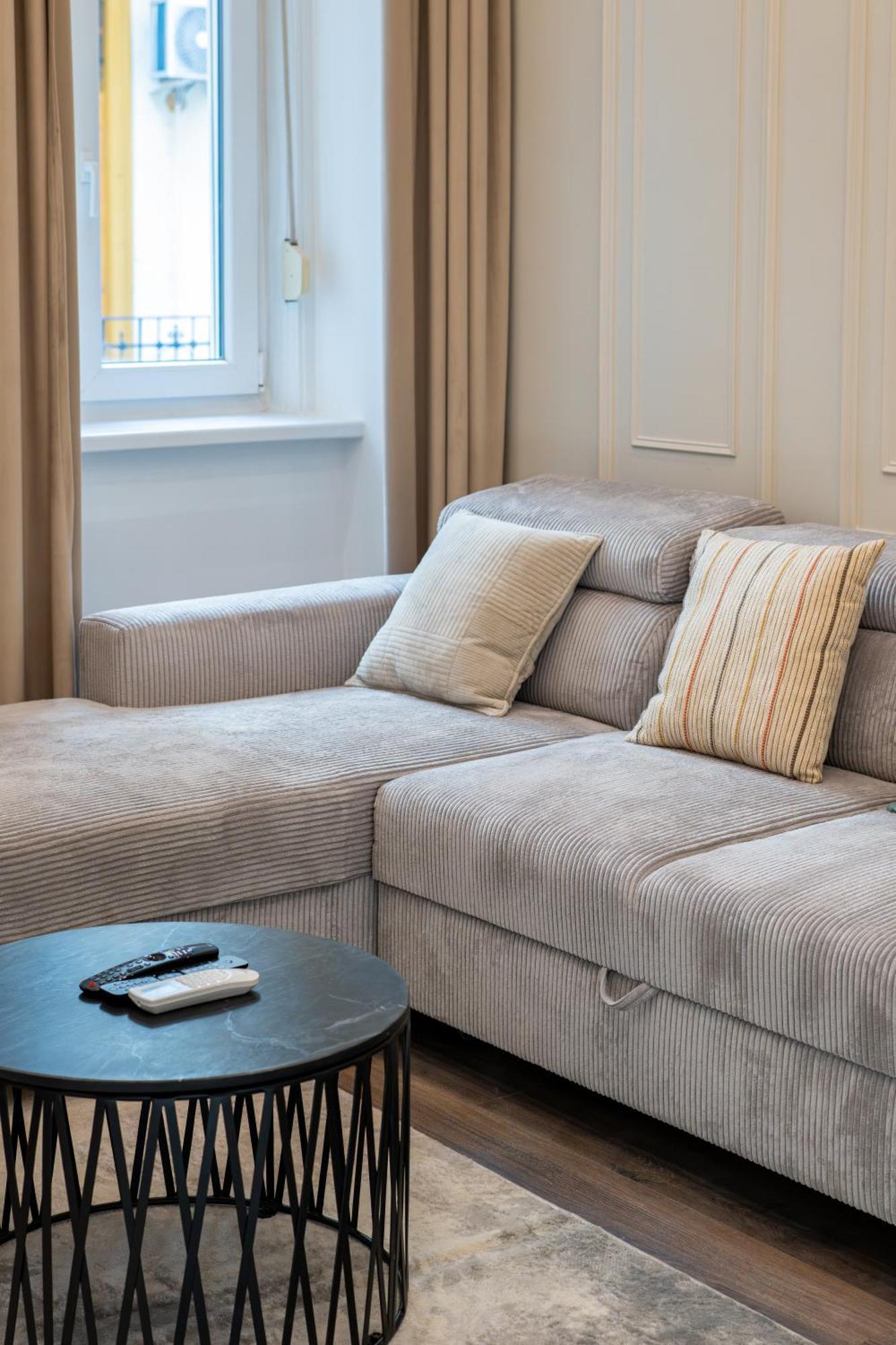 D52 Luxury Suite بودابست المظهر الخارجي الصورة